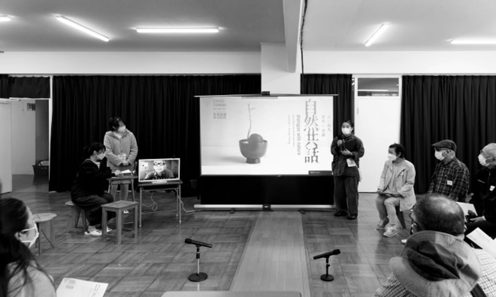 At the Painting by God workshop: anothermountainman interacts with participants in Tsunan via live-streaming. At the Painting by God workshop: anothermountainman interacts with participants in Tsunan via live-streaming.